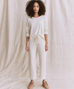 Attireary.shop0525e063b4 5
