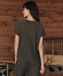 Attireary.shop09a1e62c6f 2
