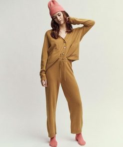 Attireary.shop0cc4fb41e0 2