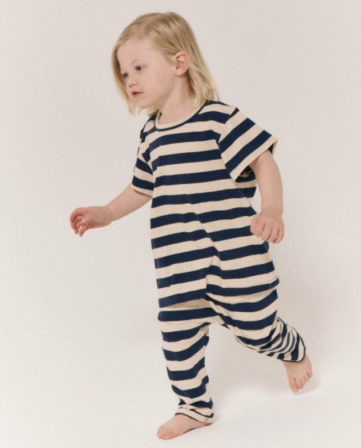 Attireary.shop102dd8f126 2