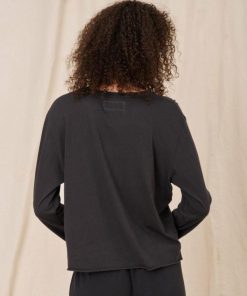 Attireary.shop2112f49747 4