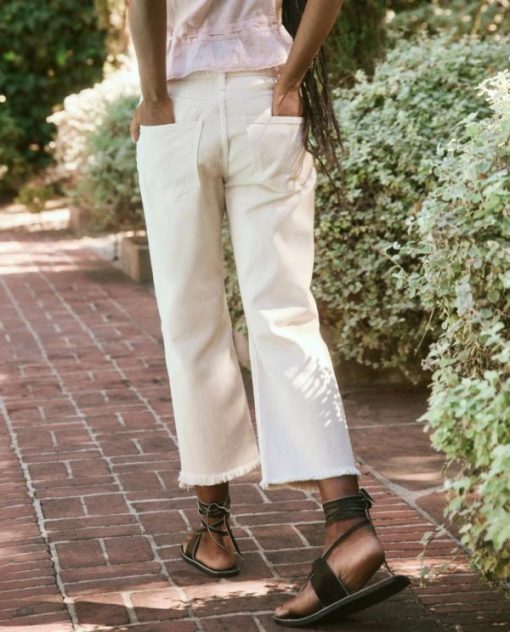 Attireary.shop22269fda9f 2