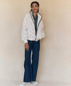 Attireary.shop22c7784248 4