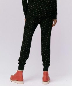 Attireary.shop49220da88e 2
