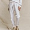 Attireary.shop52d794e483 1