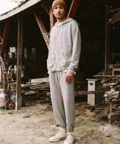 Attireary.shop5e968438d9 1