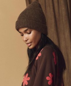 Attireary.shop6658f103da 1