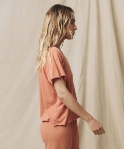 Attireary.shop68abcf7f72 2