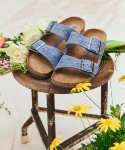 Attireary.shop7a78186efc 1