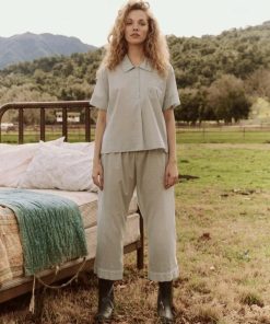 Attireary.shop90183e52ba 4