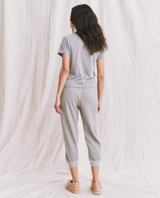 Attireary.shopc58871351a 2
