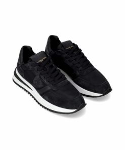 Attireary.shop0a188f54ad 1