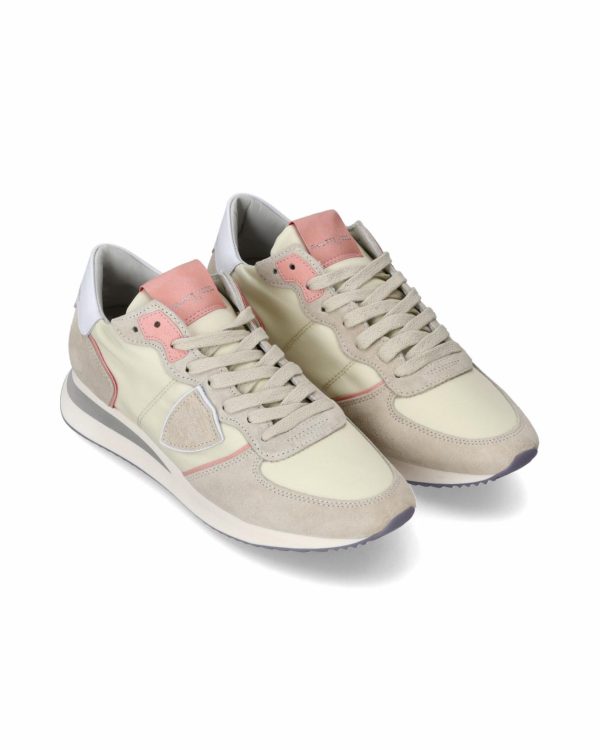 Attireary.shop10f90162e5 1