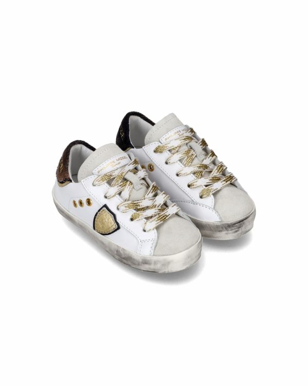 Attireary.shop133148e400 1