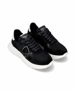 Attireary.shop19658ecaa7 1