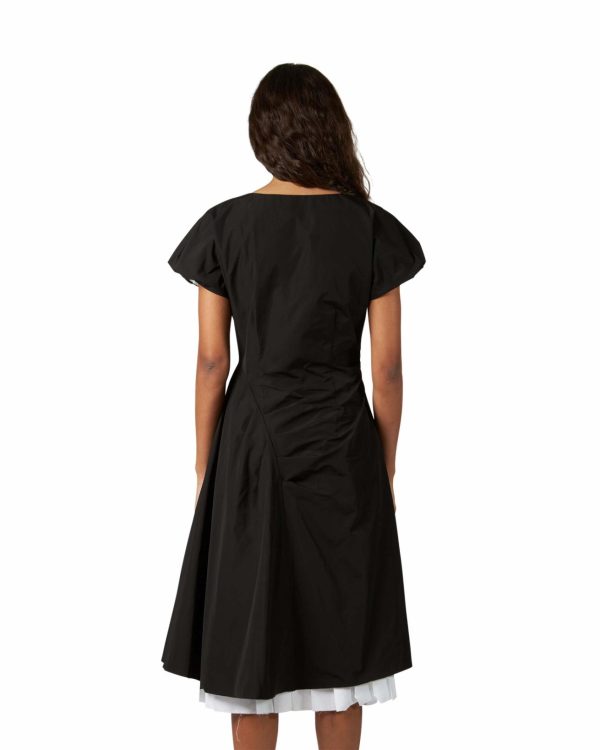 Attireary.shop236e112949 1