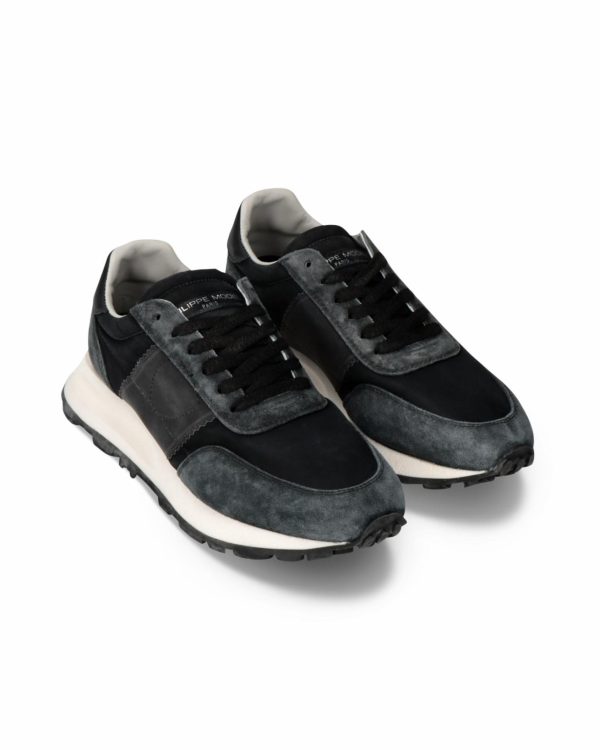 Attireary.shop2d166339af 1