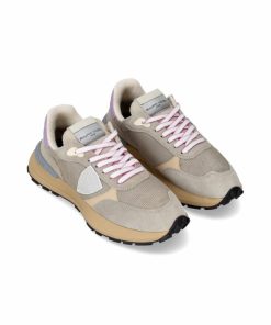 Attireary.shop38d43bfe17 1