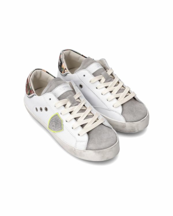 Attireary.shop55a8504897 1