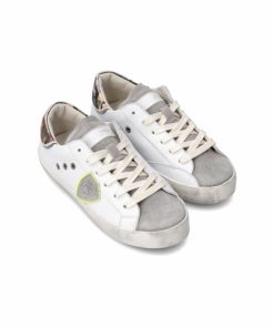 Attireary.shop55a8504897 1