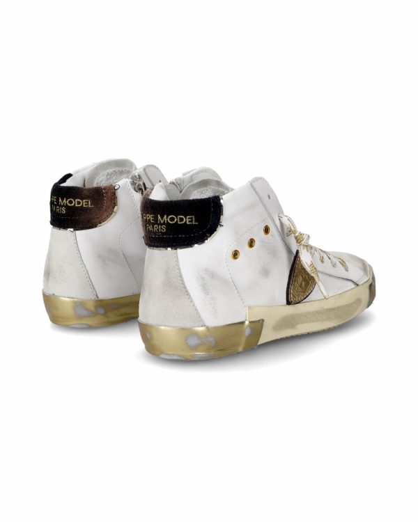 Attireary.shop63da536f66 4