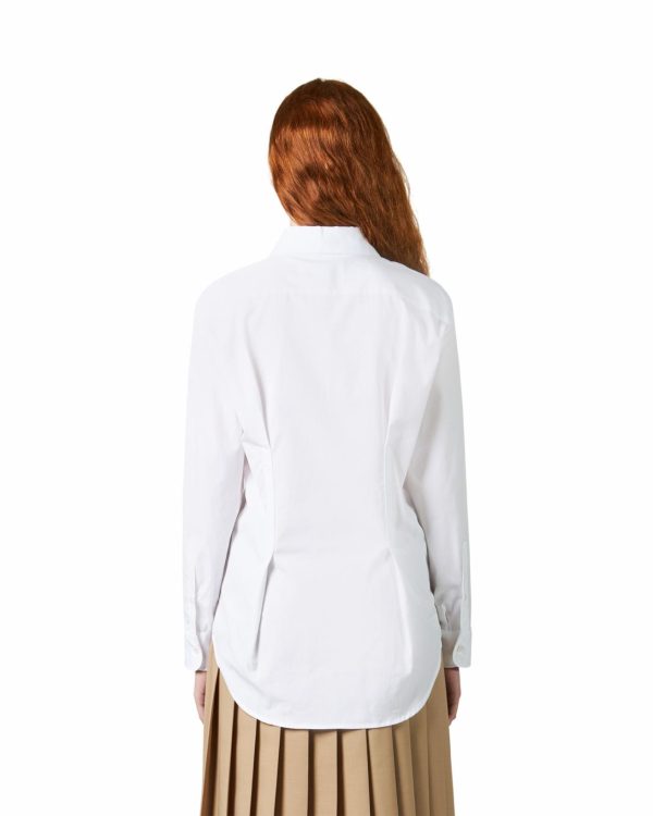 Attireary.shop77d53fec32 1