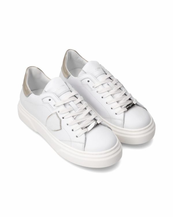 Attireary.shopa2055678c1 1