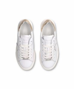 Attireary.shopa2055678c1 2