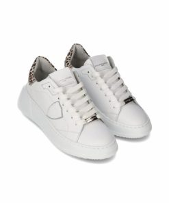 Attireary.shopa251c30b42 1