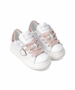 Attireary.shopa9e7f35242 1