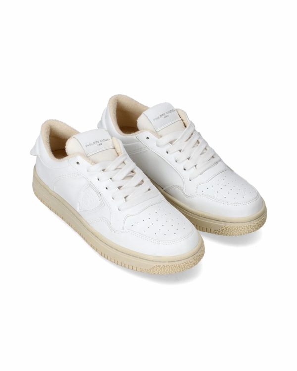 Attireary.shopad7ff92d2c 1