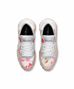 Attireary.shopc7215ae754 2