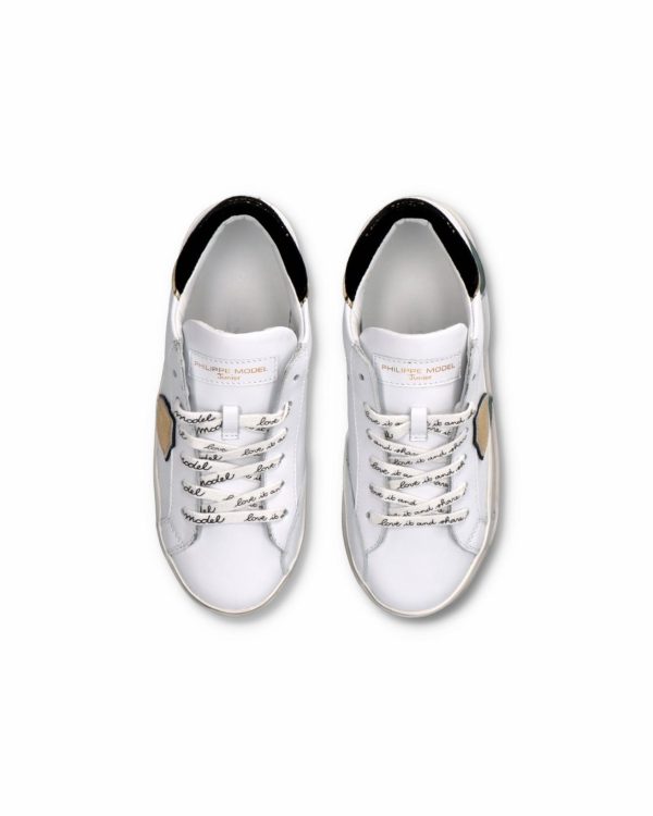 Attireary.shopc9fa5060d1 2