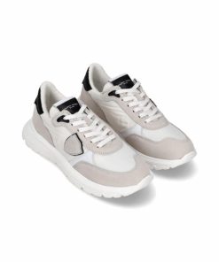 Attireary.shopd2c44b517b 1