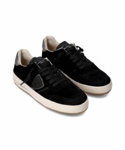 Attireary.shopd5a2d8d401 1