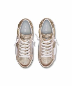 Attireary.shopf1198421ec 2