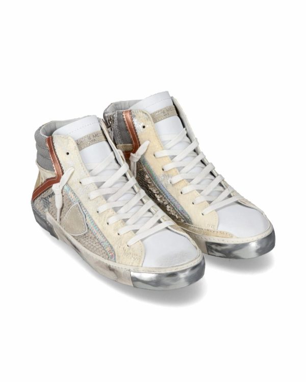 Attireary.shopf31ee08d01 1