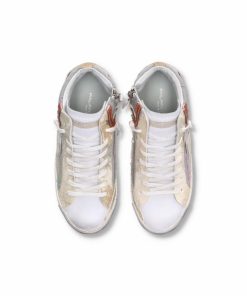 Attireary.shopf31ee08d01 2