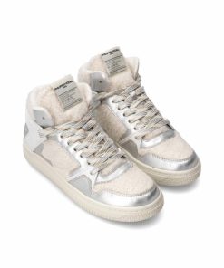 Attireary.shopf991a3c331 1