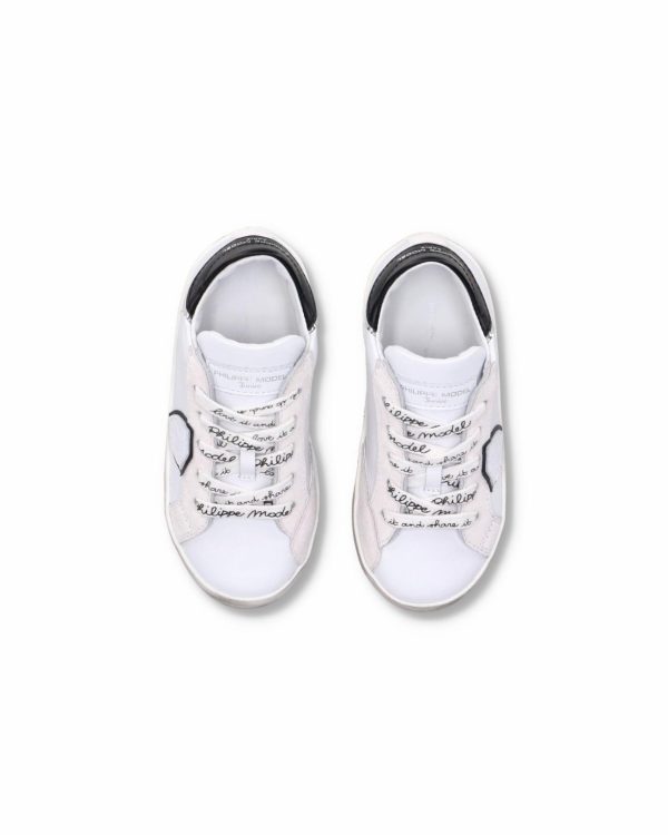 Attireary.shopf999a5ff79 2